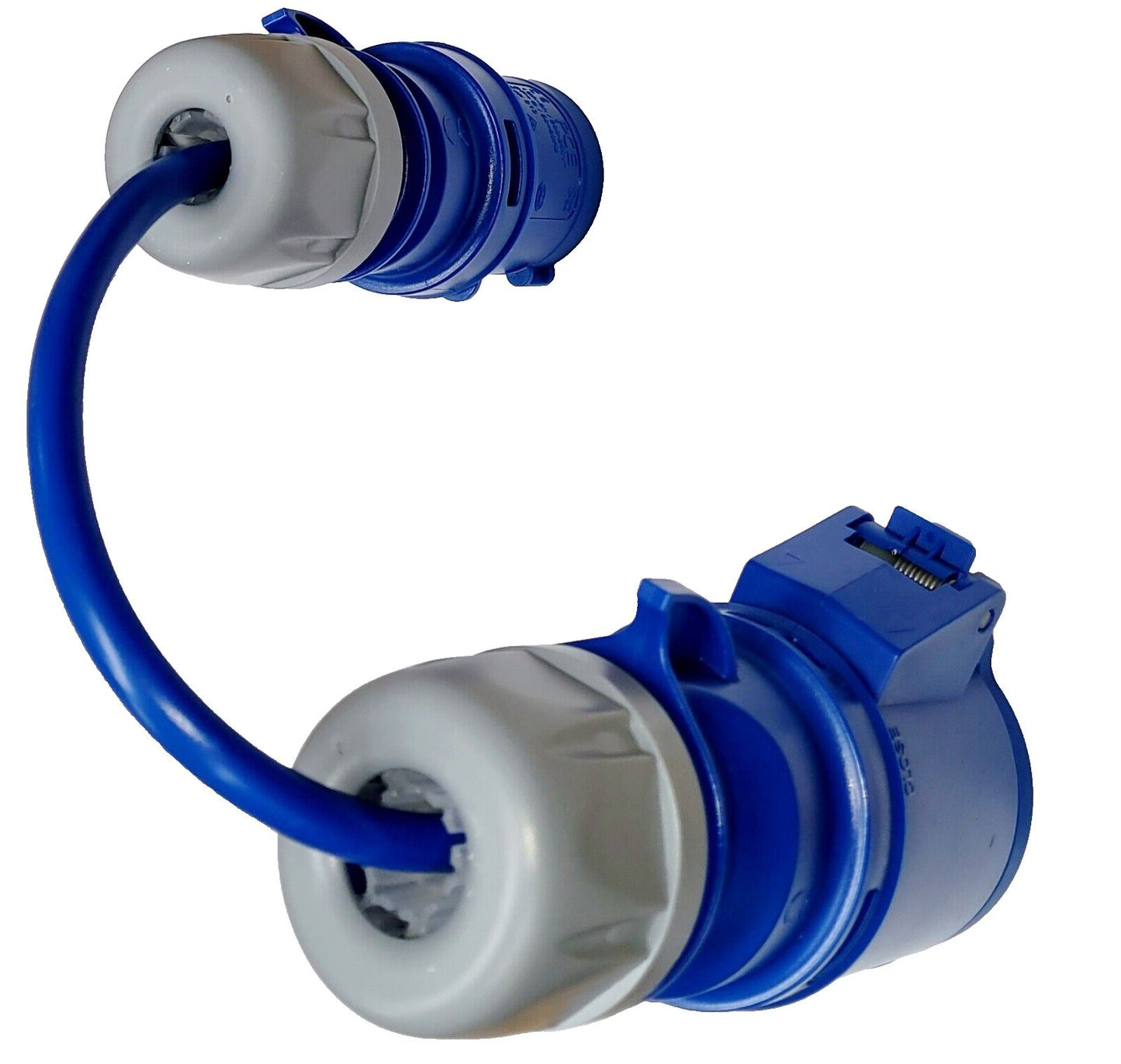 16Amp Plug to 32Amp Socket Adaptor fly lead arctic flex 2.5mm cores 16A to 32A