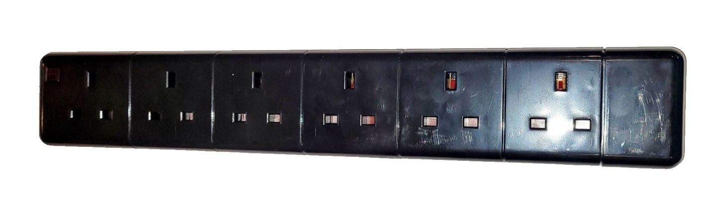 Socket 6 Gang 240 Volt For Extension Lead Cable Electric Power Plug 16 Amp 240V