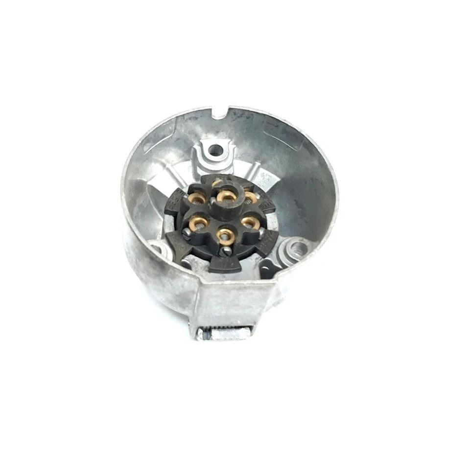 12 V Type N 7 Pin Metal Plant Trailer / Caravan Towing Socket Motorhome 9001399