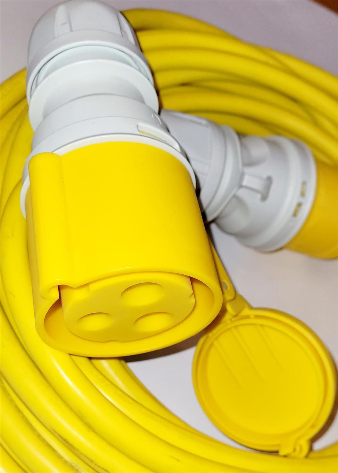 Extension Lead Cable Reel 110 Volt 14M Hook Up Yellow 16A 1.5mm 16 Amp 110V