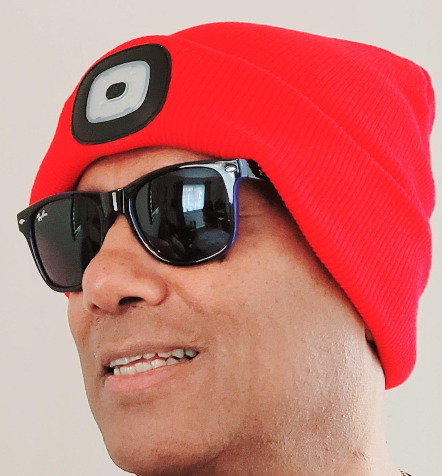 Beanie Hat Cap Light LED USB Rechargeable Battery Powered Light Unisex RED